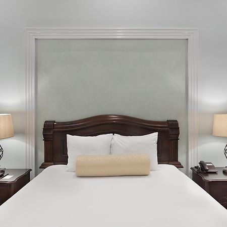 Hotel La Perla León Zewnętrze zdjęcie