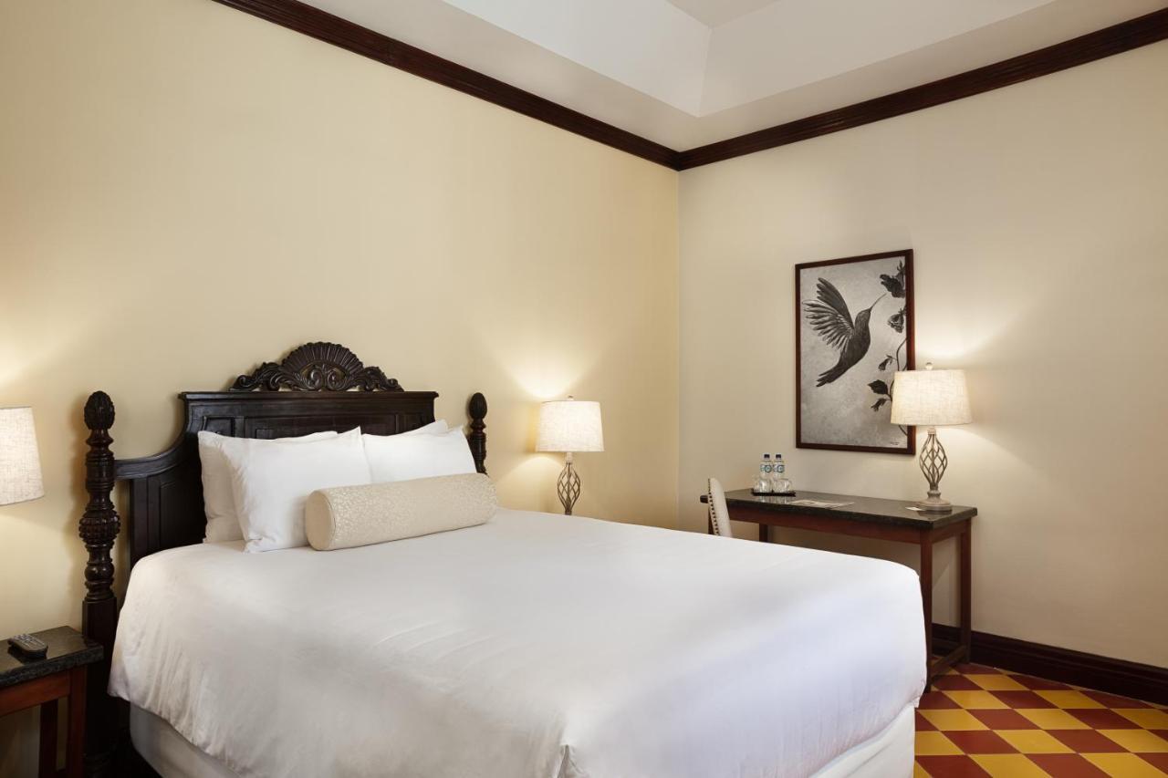 Hotel La Perla León Zewnętrze zdjęcie