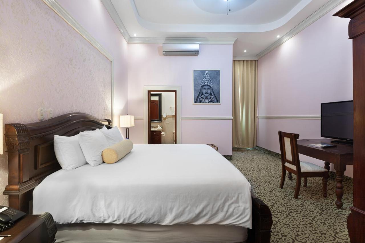 Hotel La Perla León Zewnętrze zdjęcie