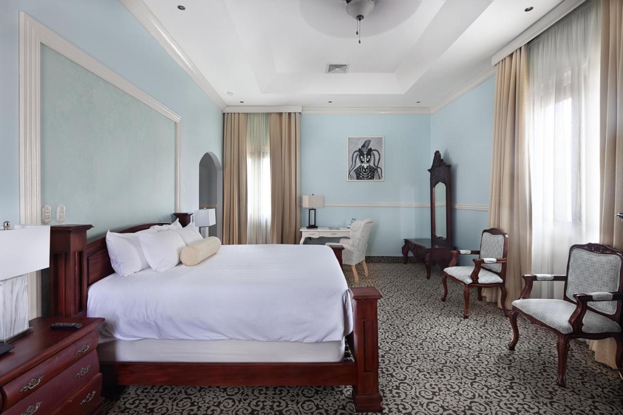 Hotel La Perla León Zewnętrze zdjęcie