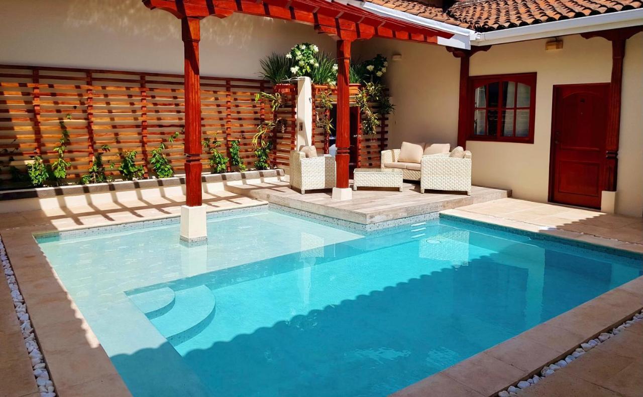 Hotel La Perla León Zewnętrze zdjęcie
