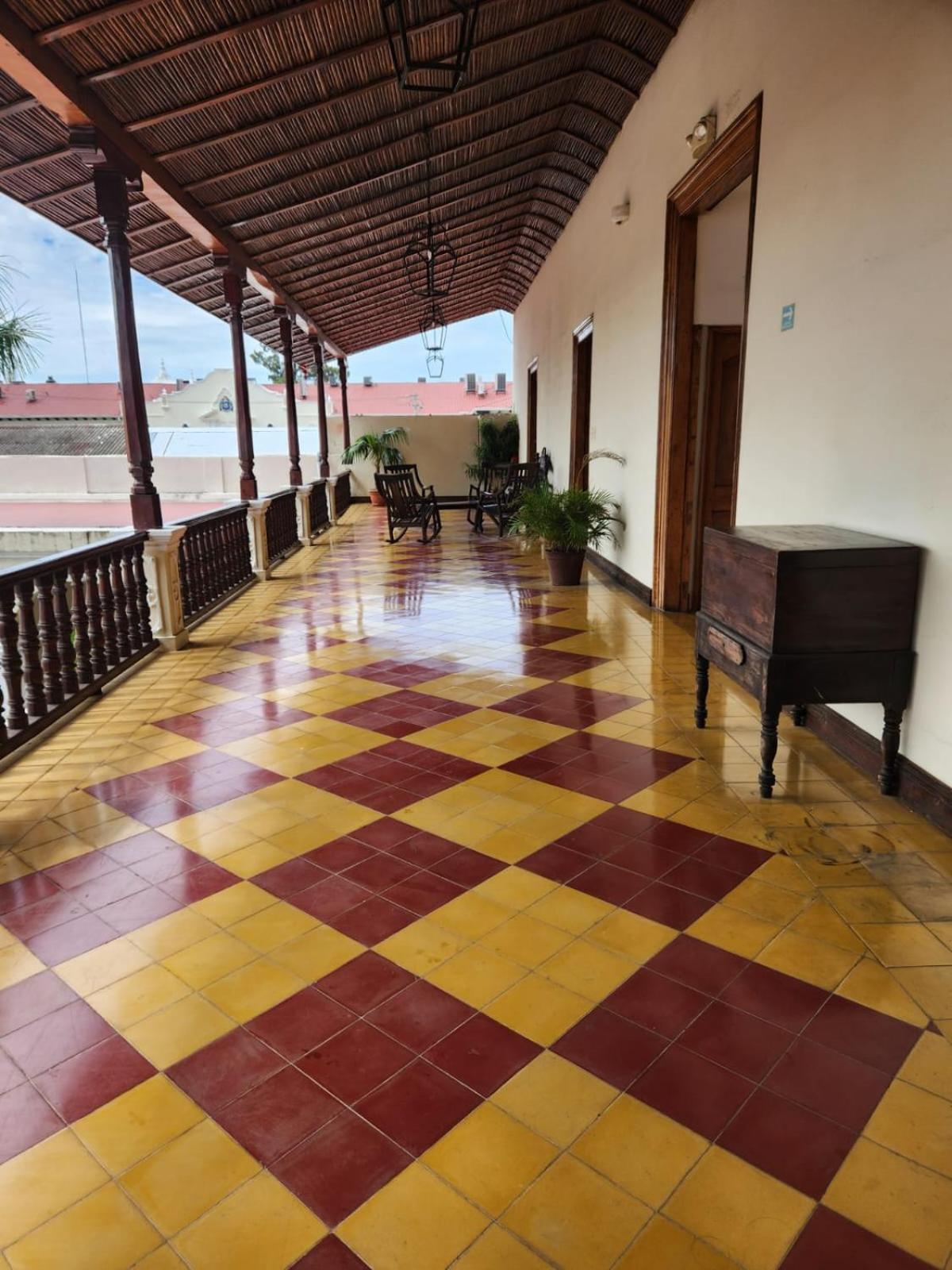 Hotel La Perla León Zewnętrze zdjęcie