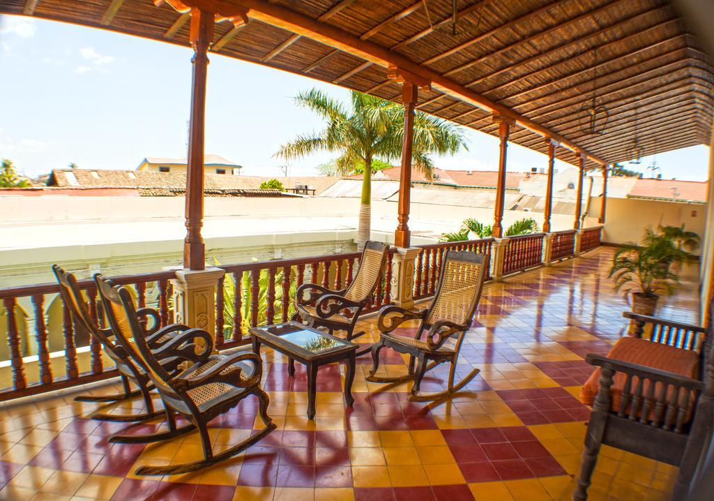 Hotel La Perla León Zewnętrze zdjęcie