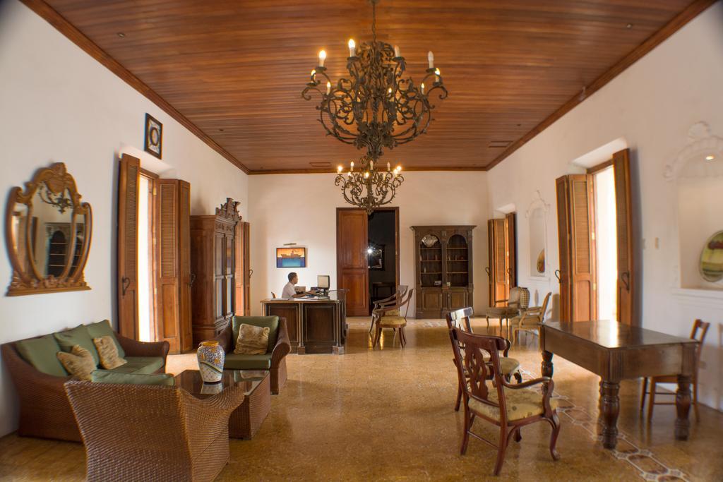Hotel La Perla León Zewnętrze zdjęcie