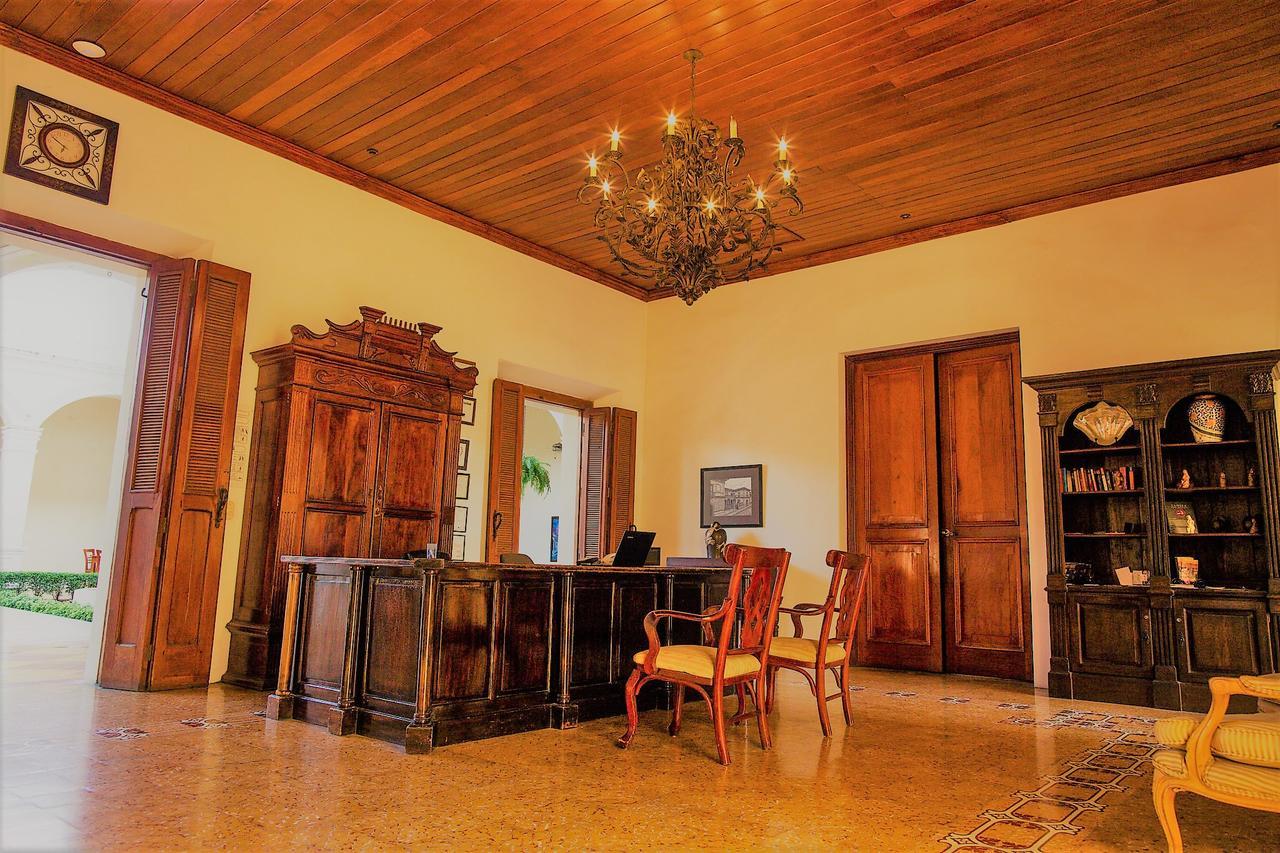 Hotel La Perla León Zewnętrze zdjęcie