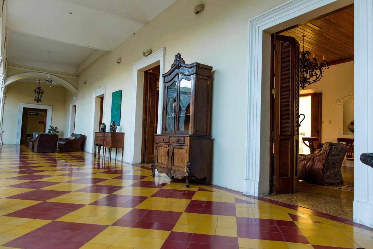 Hotel La Perla León Zewnętrze zdjęcie