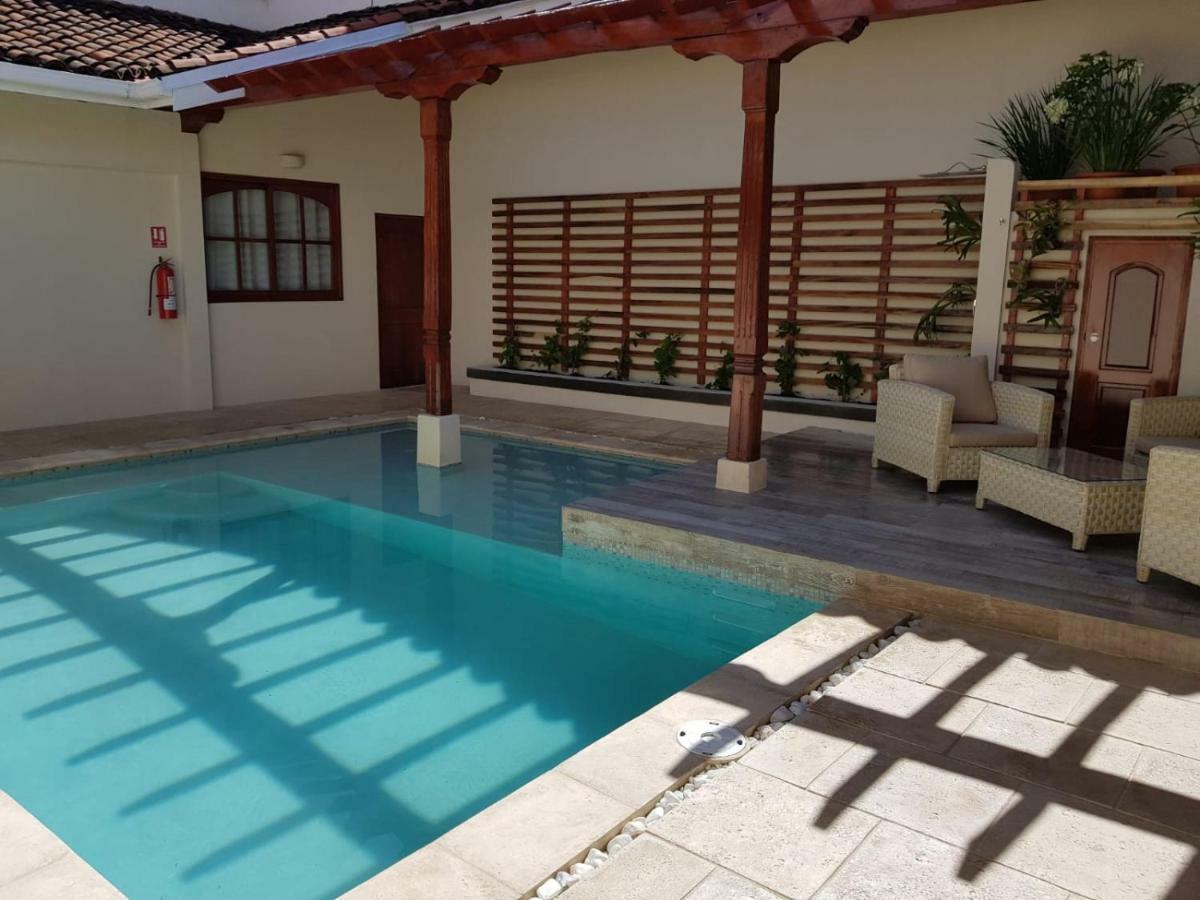 Hotel La Perla León Zewnętrze zdjęcie